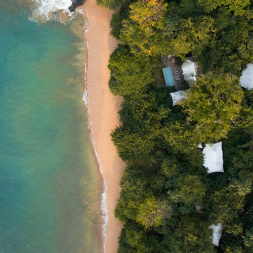 Sundy Praia and secluded Príncipe Island beach